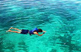 ocean swimming nusa lembongan, lembongan island, lembongan fast boat, nusa lembongan, lembongan beach